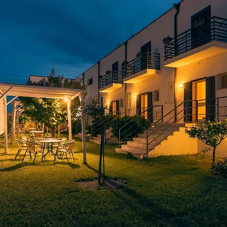 Country house Tenuta Giardini Nuovi *