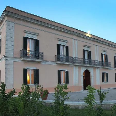 Tenuta Giardini Nuovi Country house *